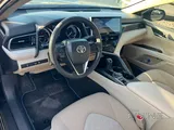 Toyota Camry LE Hybrid 2022